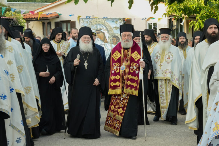 Η Φωκίδα υποδέχθηκε την ''Παναγία Παραμυθία''